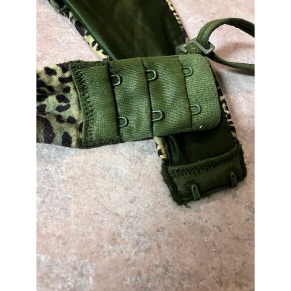 Victoria's Secret Very Sexy PUSH BRA 34D GREEN Leopard Cheetah UNDERWIRE Padded - Picture 4 of 5